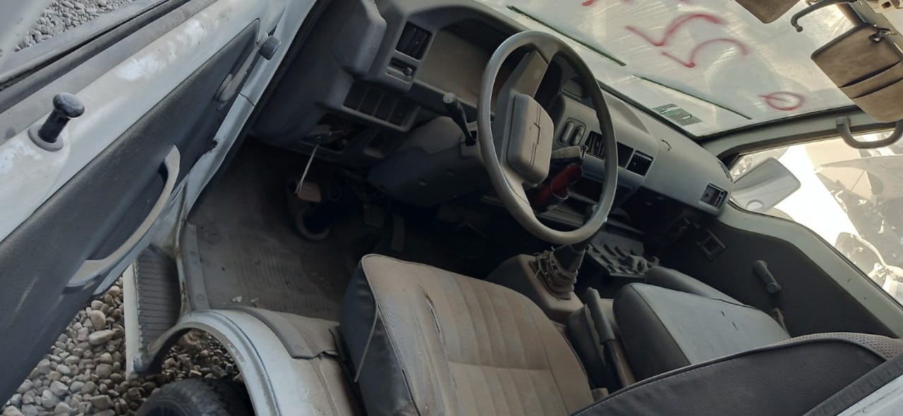 CAPOT Mitsubishi L300 2008  USADO EN DESARME